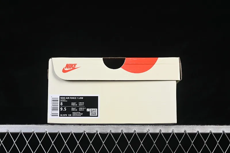 All categories Nk Air Force 1 Air Force series Nk Air Force 1 Low Air Force low-top Nike Air Force 1'07 Low Navy blue and white Air Force 1 low-top casual sneakers XL1979-139